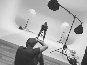 Kikazaru360 ofrece el alquiler de estudio fotográfico y plató a todas las productoras compañeras, con precios y condiciones únicas.